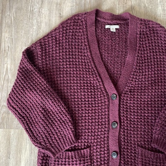 American Eagle Outfitters Knitted Sweater Cardigan - Picture 7 of 13
